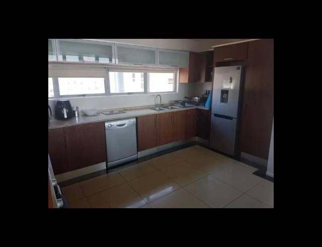 3 BEDROOM APARTMENT TO LET IN POINT WATERFRONT
